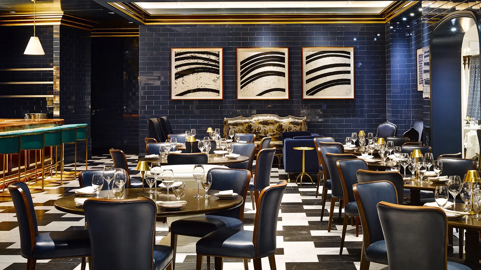 Signature Dining